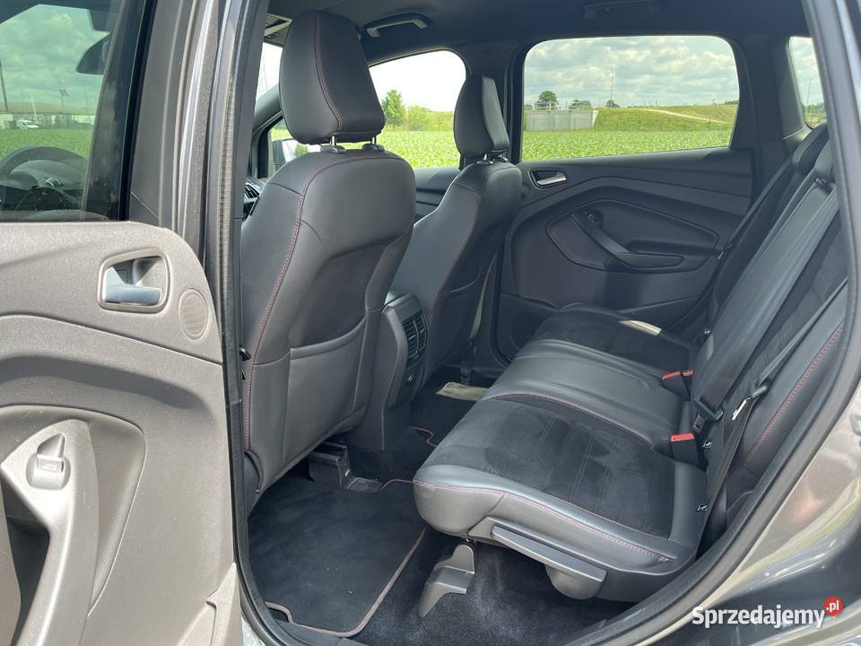 Ford Kuga STLine 20 automat niski przebieg podgrzewane fotele Ceków-Kolonia sprzedam