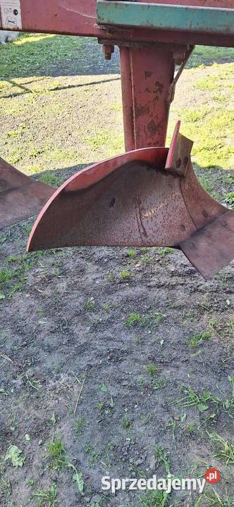 Pług zagonony 4 skibowy Pługi łódzkie Uniejów