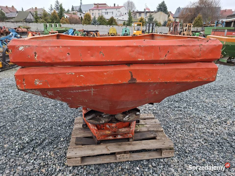 Rozsiewacz nawozu RAUCH COMET 800 ltr łódzkie Bolesławiec sprzedam