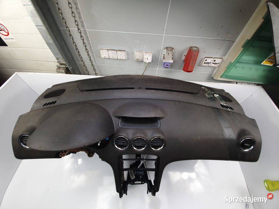 DESKA KOKPIT PEUGEOT 308 SW osobowe Lipno