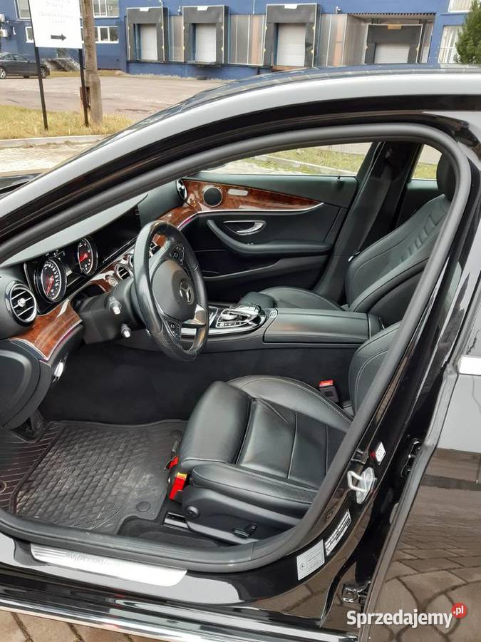 Mercedes E220 4Matic Salon serwis ASO możliwa zamiana Białystok