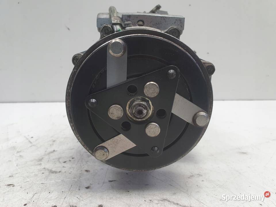 Volvo V60 S60 II 16 D2 SPRĘŻARKA KLIMATYZACJI osobowe Części samochodowe Chełm