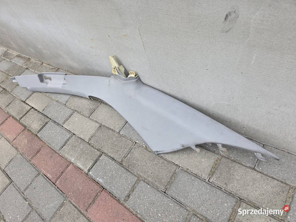 Listwa słupka prawy tył A4B6 sedan 8E5867246 Iława