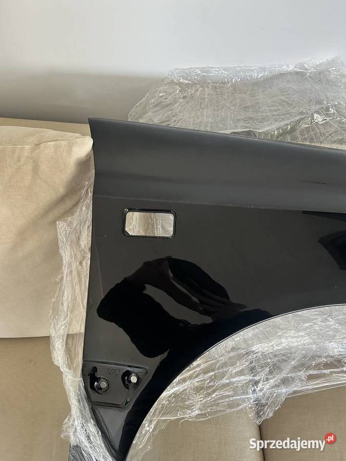 Nowy pomalowany na czarno błotnik VW Golf 3 Piotrków Trybunalski sprzedam