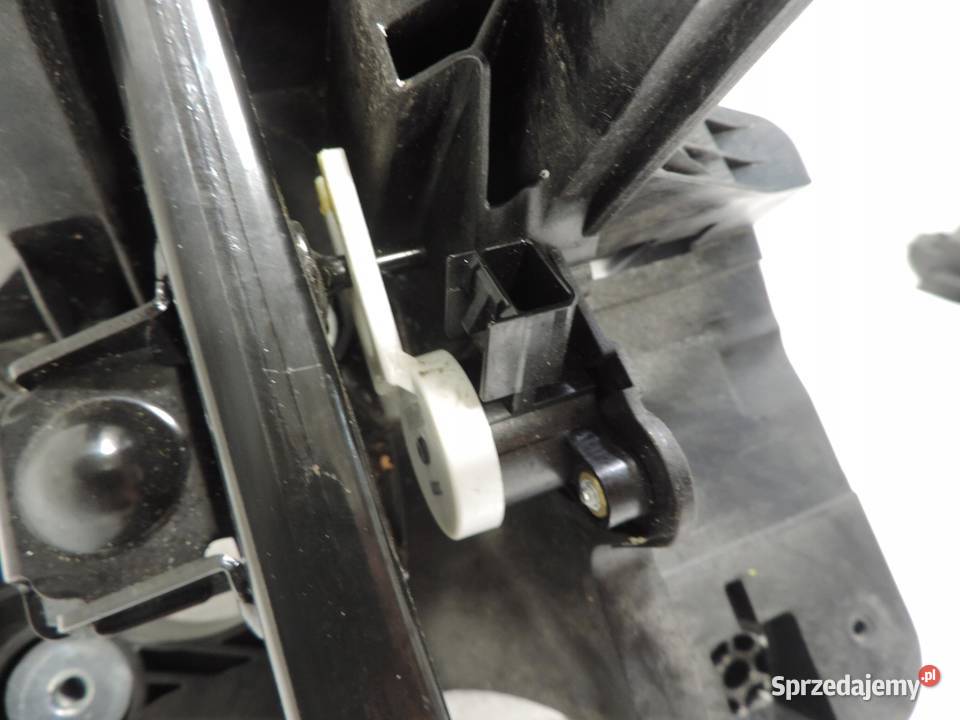 Pedał sprzęgła Opel Insignia B ANGLIK 84393097