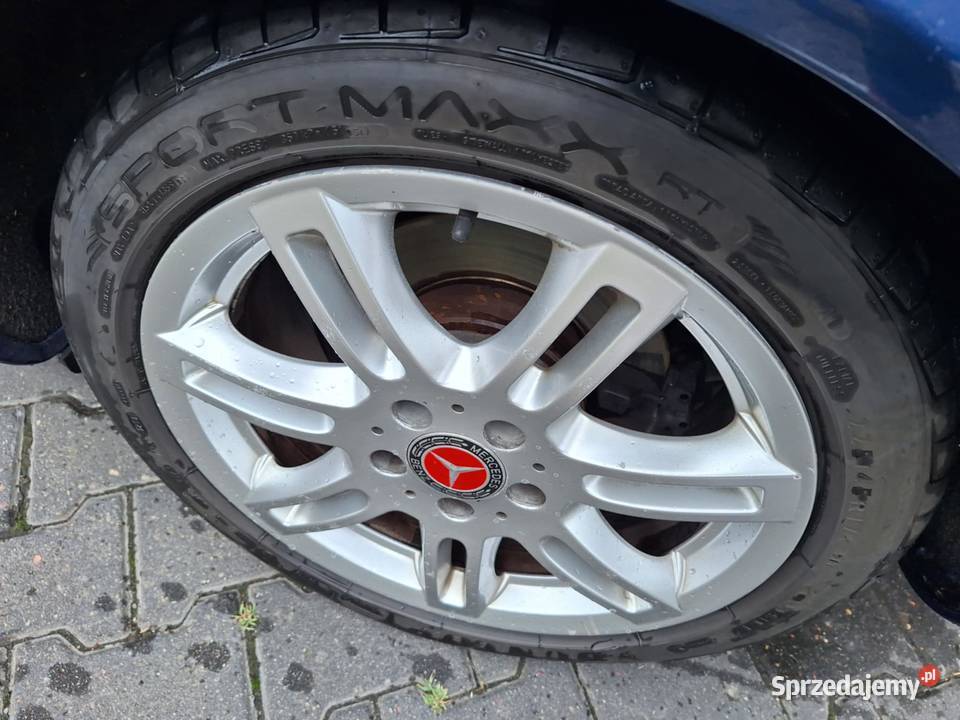 Piękny Mercedes CLK Gostynin