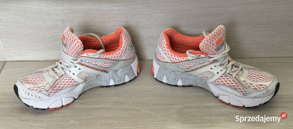Buty damskie do biegania Nike r39 Obuwie sportowe