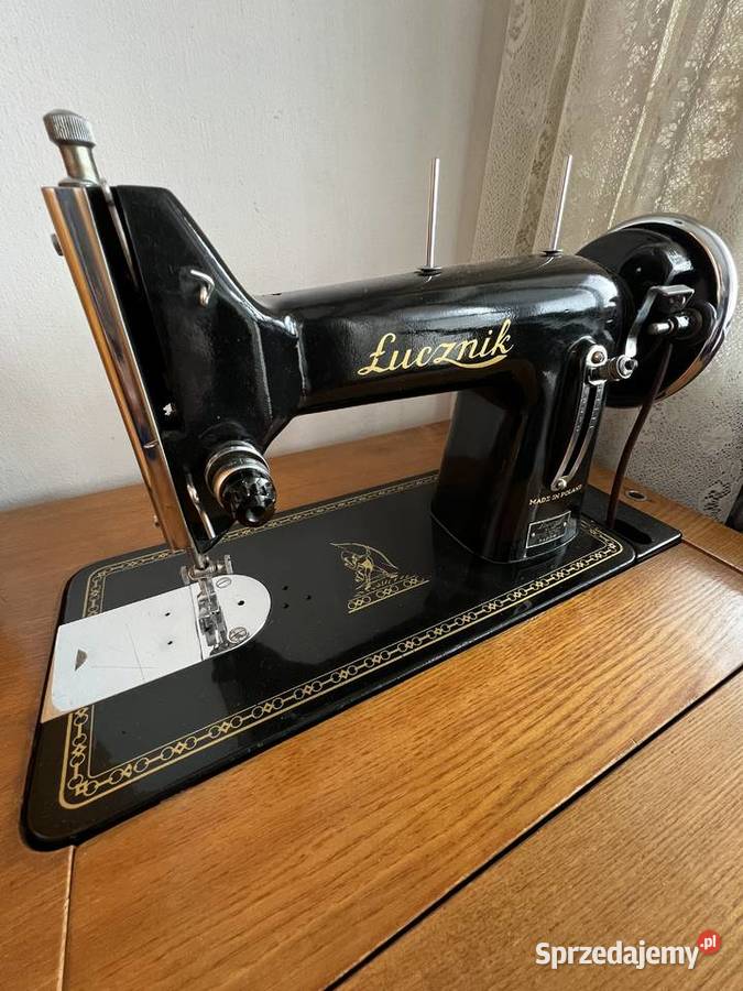 ŁUCZNIK maszyna do szycia zabytek lata 1960te Warszawa sprzedam