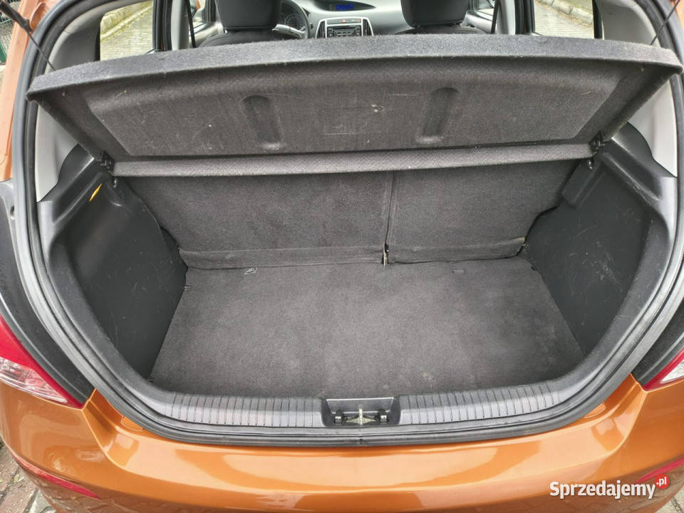 Hyundai i20 Podgrzewane fotele Klimatyzacja podgrzewane fotele śląskie