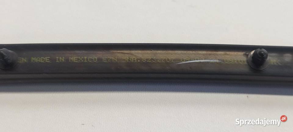 VW TIGUAN II USZCZELKI MASKI KOMPLET 5NA823709