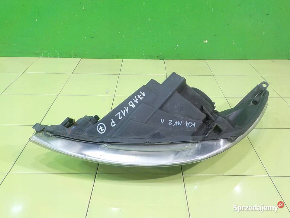FORD KA MK2 II 12 B 10r 3D lampa prawa przod osobowe Suków