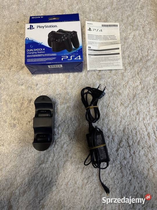 4 Pro 1TB Jet Black 2 pady gry stacja ładowania Konsole i automaty