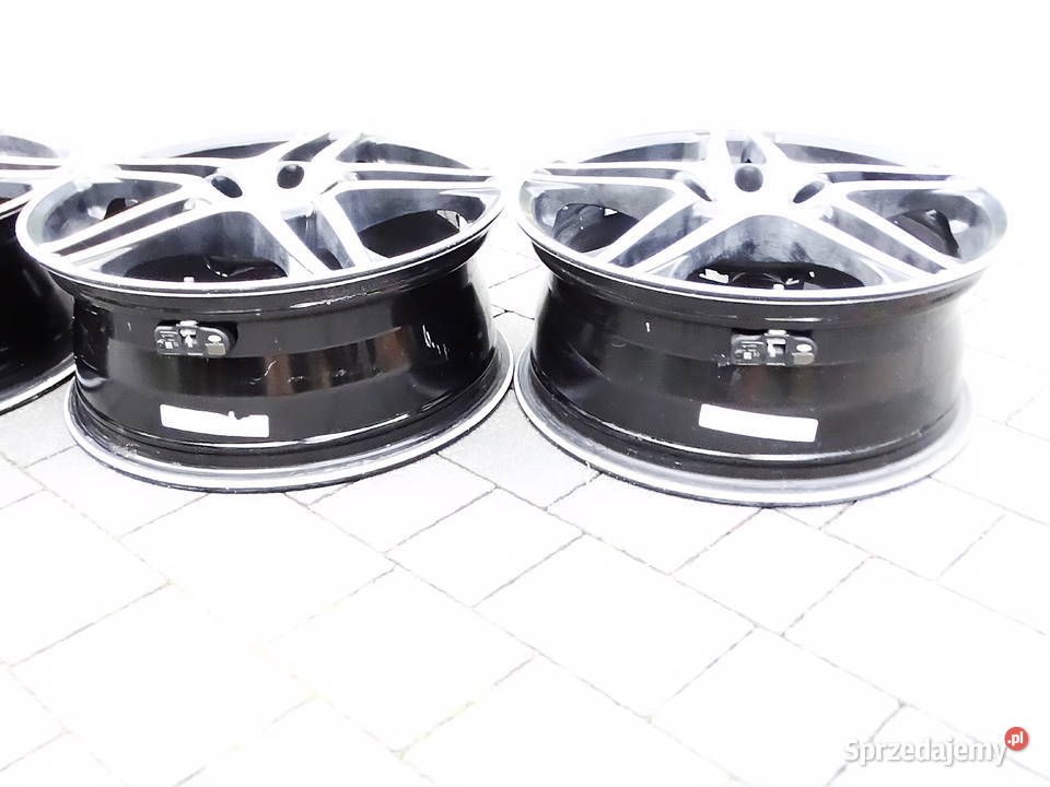 Felgi aluminiowe Dezent 7x17 5x112 ET38 otwór Biłgoraj
