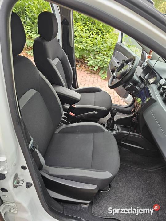 Dacia Duster salon Polska bezwypadkowy Warszawa