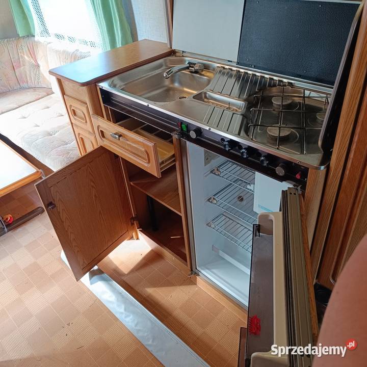Brstner City z obszernym przedsionkiem
