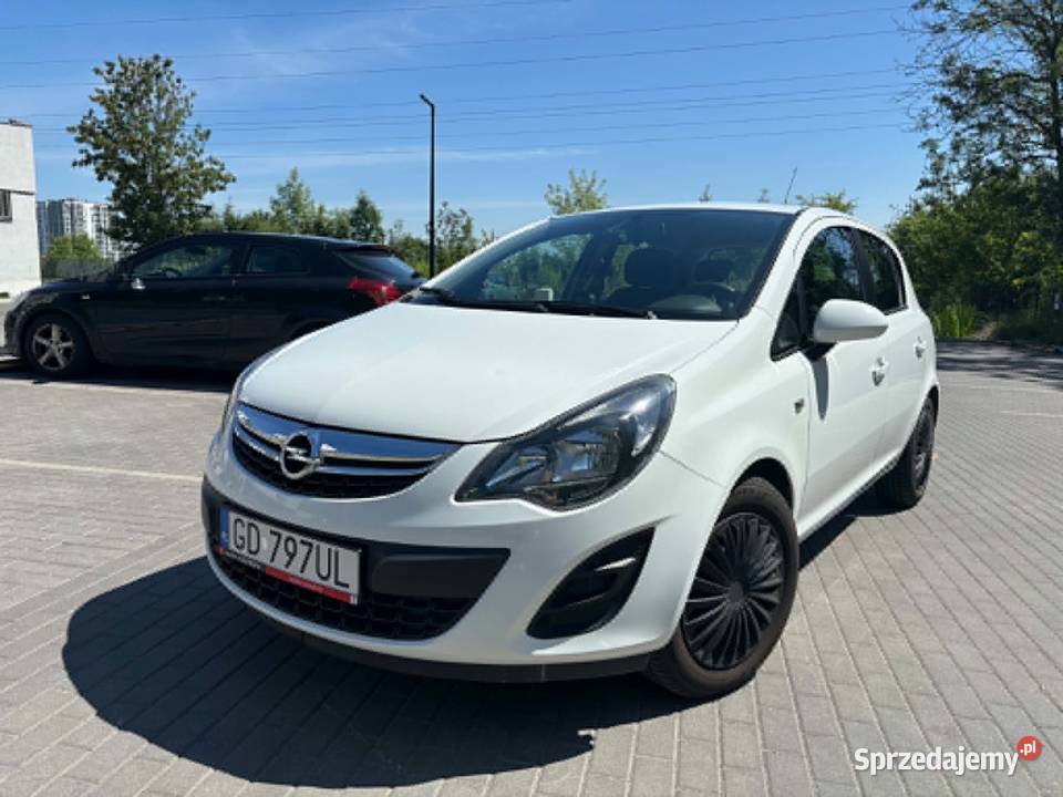 Opel Corsa D 12 Facelift 86 5D 16v Active 86KM pomorskie