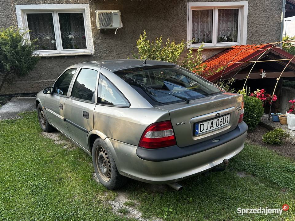 Opel vectra b 16 liftback dolnośląskie Bolków