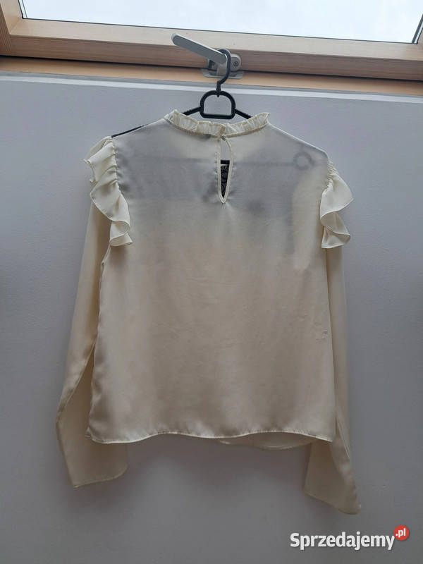 Elegancka bluzka Zara z koronką i falbanką biały Trąbki Wielkie