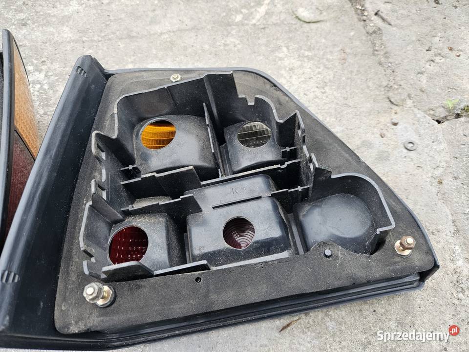 Lampy Tylne Golf II 2 prawa lewa Kłodawa