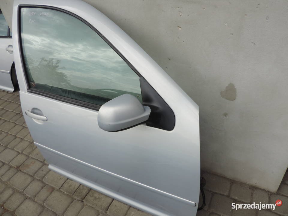 VOLKSWAGEN BORA KOMBI DRZWI PRAWY PRZÓD małopolskie Nowy Sącz