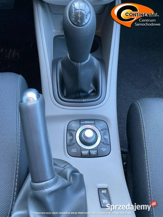 Renault Megane BenzynaStan III 20082016 światła przeciwmgielne Żory