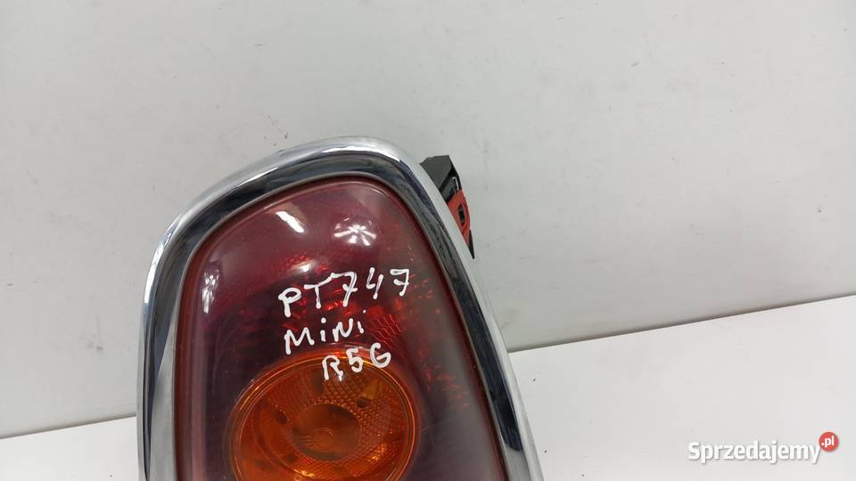 MINI COOPER R56 LAMPA TYŁ PRAWA osobowe Zbierkowo sprzedam