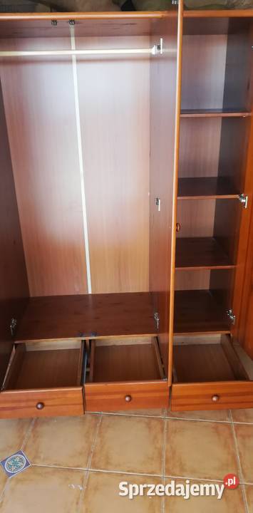 Szafa drewniana 3 drzwiowa sosnowa garderoba mazowieckie Garwolin sprzedam