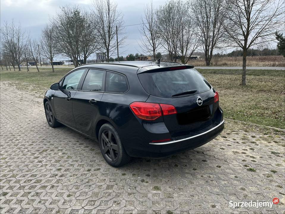 Opel Astra J