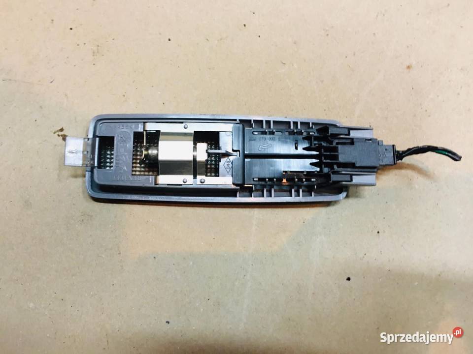 Lampa lampka sufitowa Nissan primera p12 Szczecin