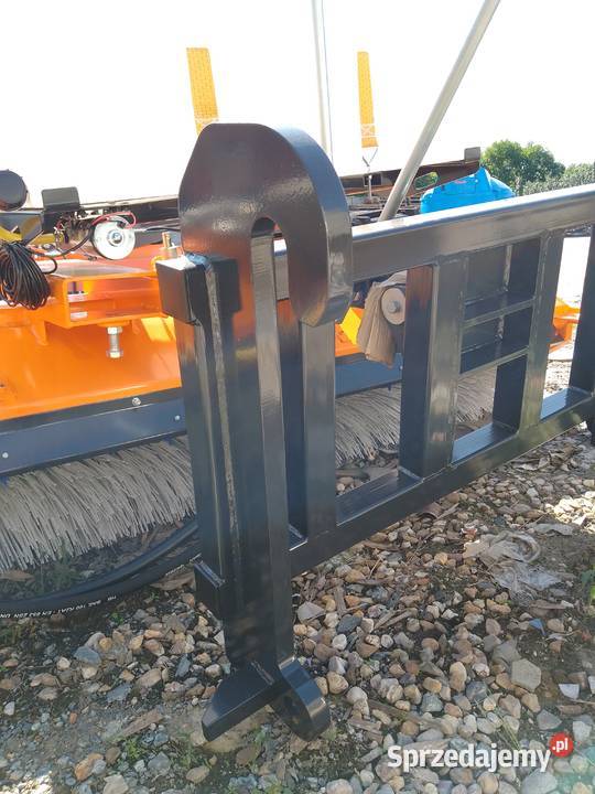 Zamiatarka 23m zaczep JCB Qfit Legnica