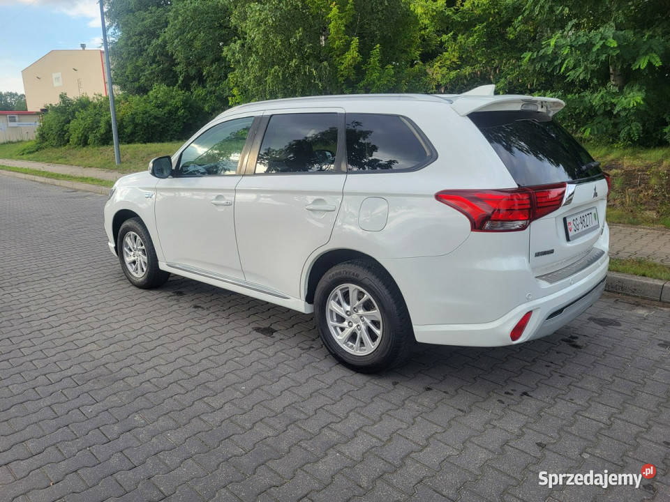Mitsubishi Outlander III 2012 hybryda Outlander mazowieckie Żyrardów