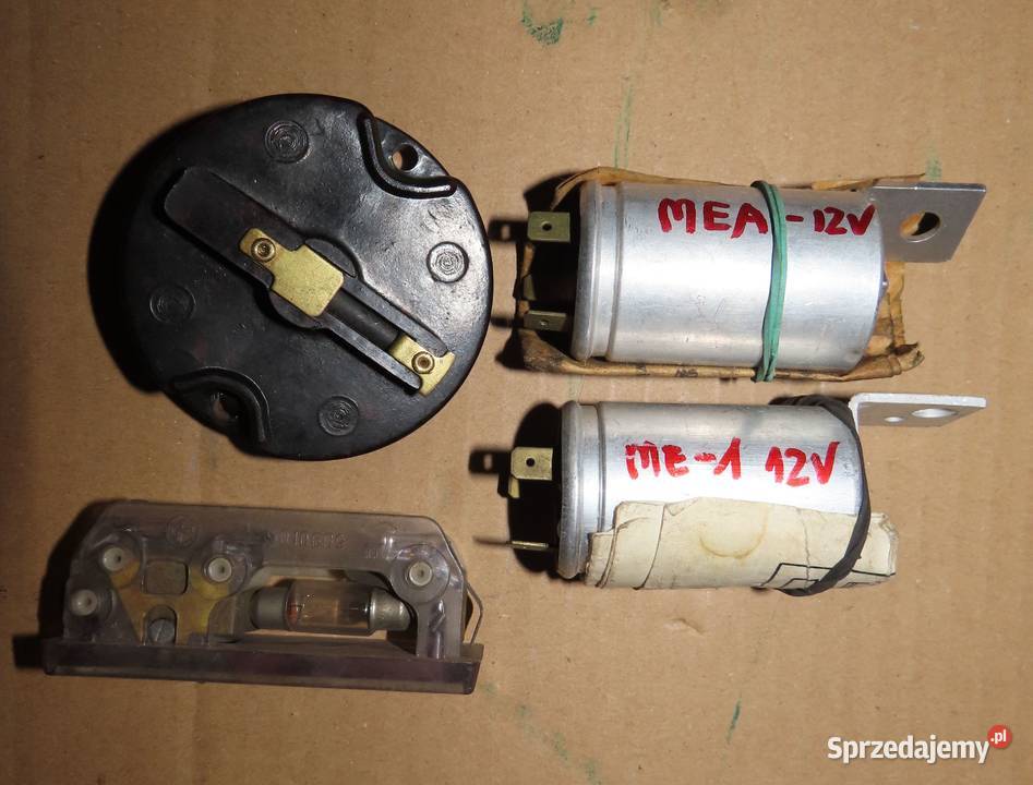 Polonez Fiat 125p lampy przednie i inne lampy przednie Police