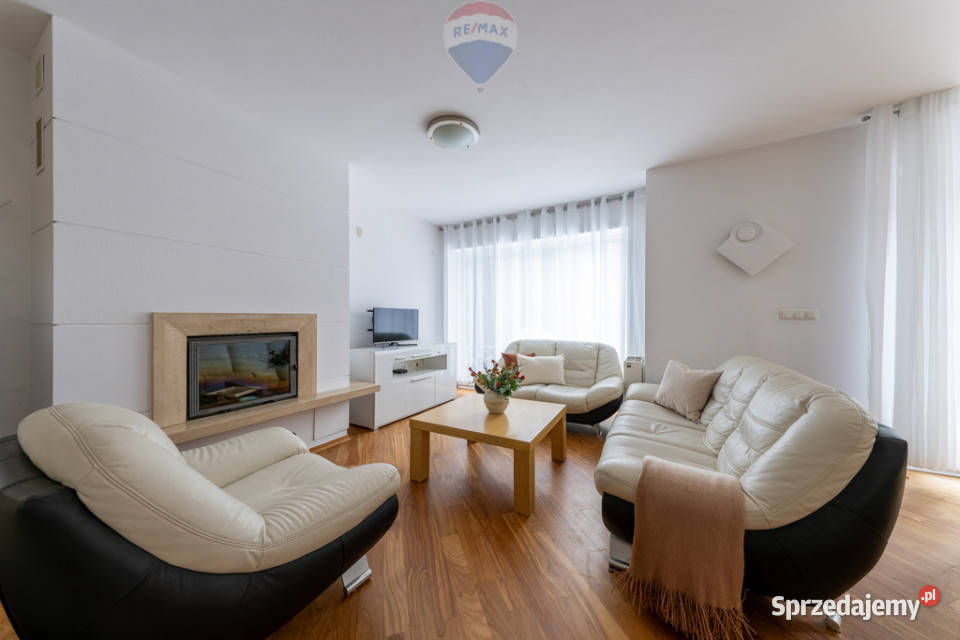 Segment 160 m z ogrodem w centrum Józefosławia