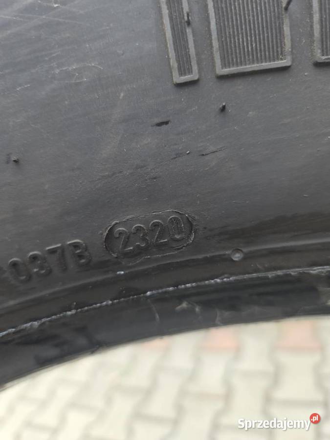 31580 r225 Pirelli Interis S steer 90 series 20r Gliwice