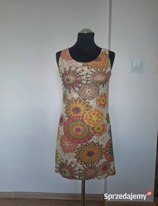 Piękna błyszcząca letnia złota sukienka kolorowa Kraków