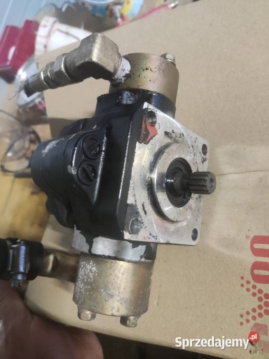 Yanmar 3TNE 74 POMPA HYDRAULICZNA PWIC6A KANZAKI Radymno sprzedam