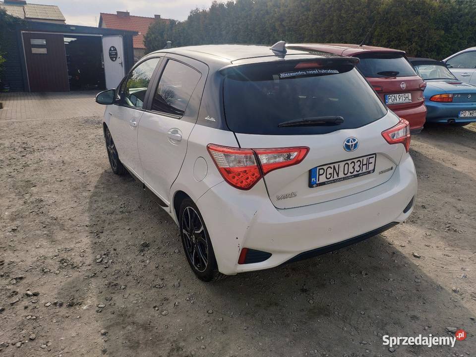 Toyota Yaris Hybrid Gwarancja Toyota 2028 1wł kurtyny powietrzne wielkopolskie Gniezno