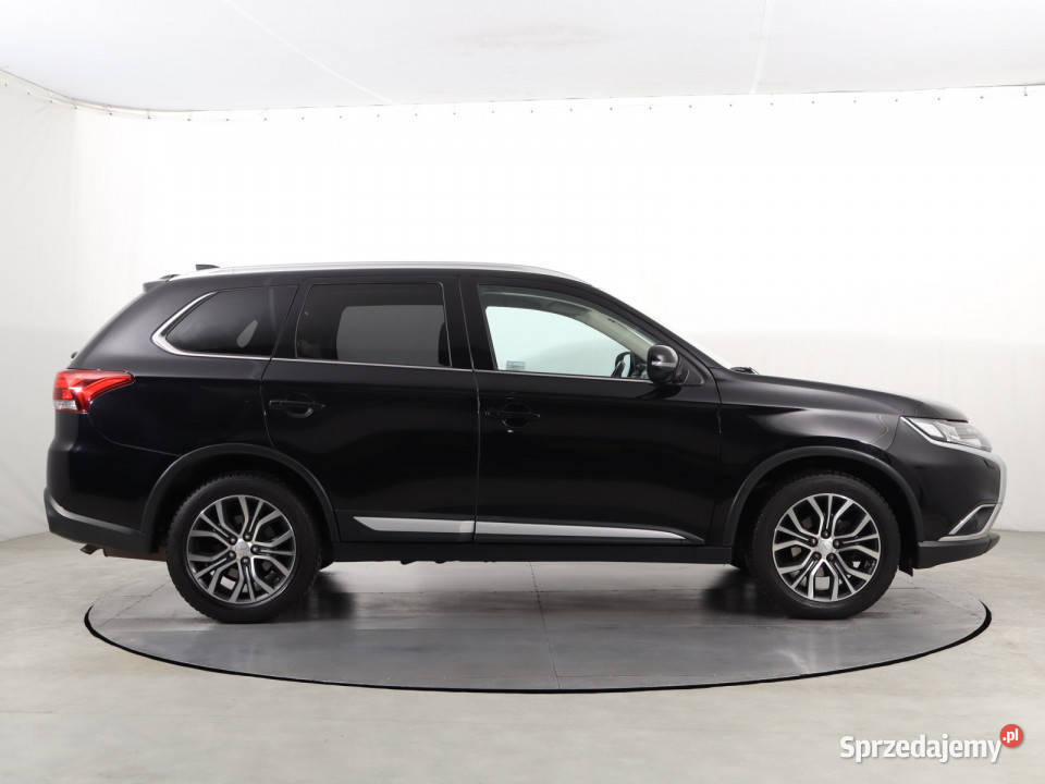 Mitsubishi Outlander 20 sprzedam
