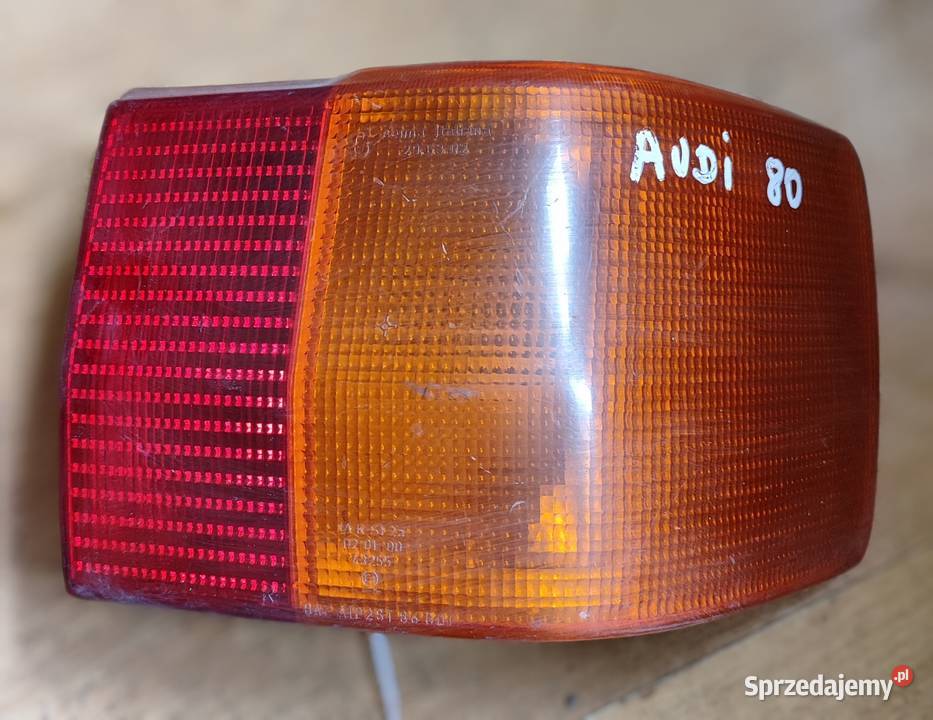 Audi 80 lampa prawy tył Żywiec