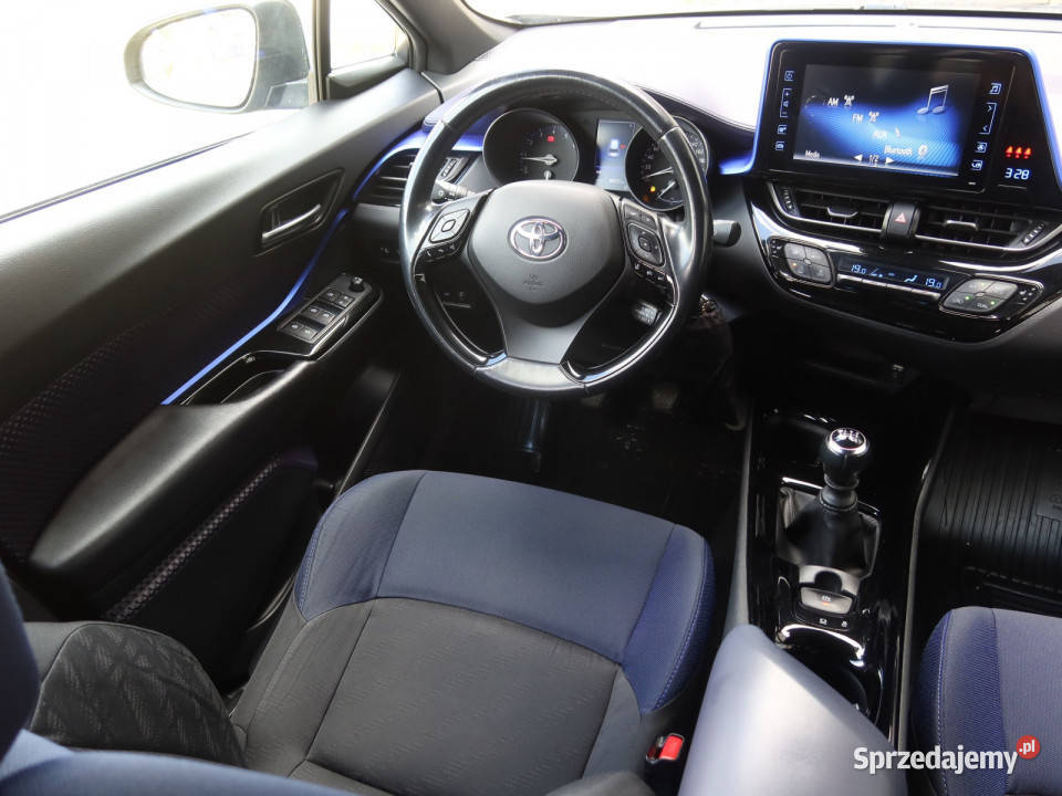 Toyota CHR 12 Turbo manualna Katowice