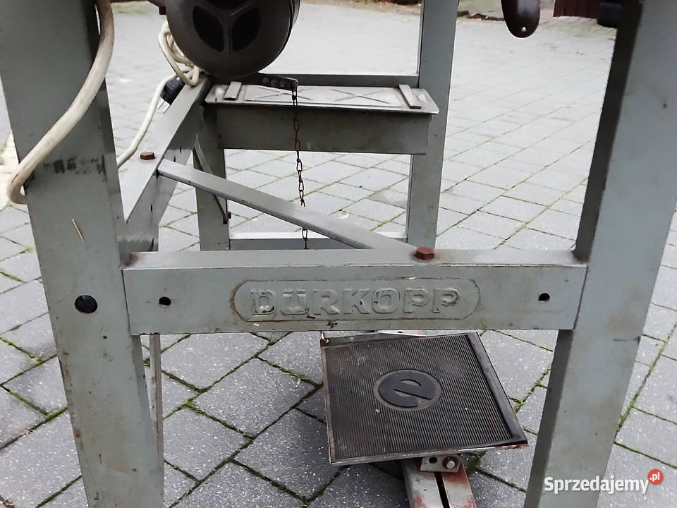 Kompletna przemysłowa maszyna do szycia PFAFF