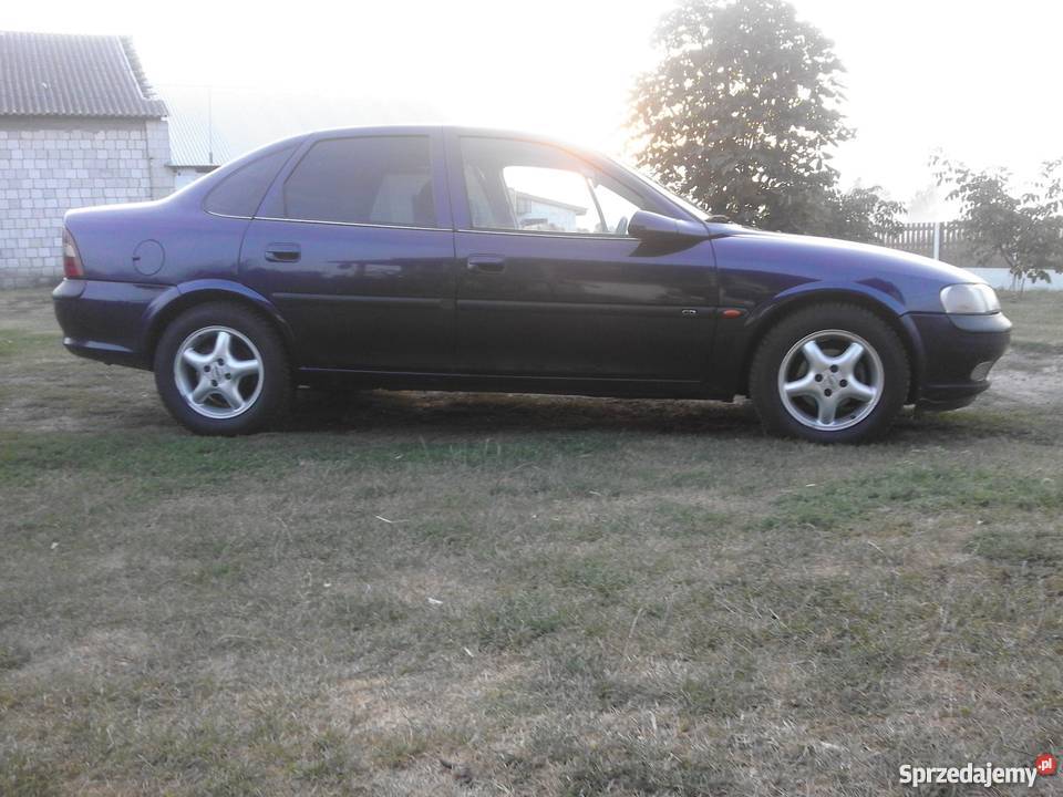 Vectra B ZAMIENIE NA QUADA full BIAŁA SKÓRA Tomaszów Lubelski