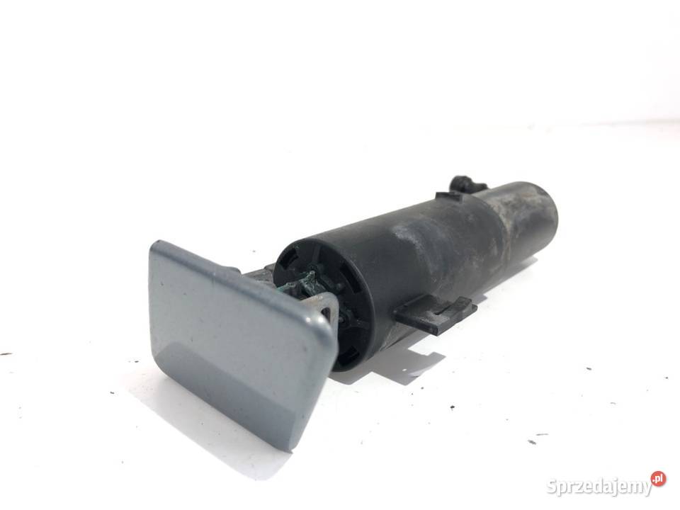 SPRYSKIWACZ REFLEKTORA LEWY PRZÓD BMW E90 sprzedam