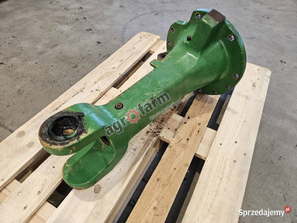 Obudowa most przedniego RH John Deere 7800 7700 Byków