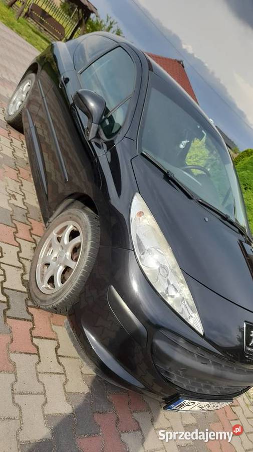 Peugeot 207 Presence Hatchback