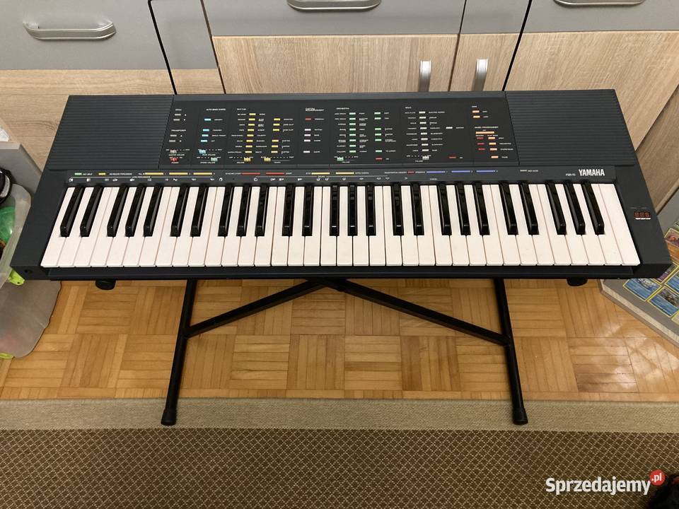 Keyboard Yamaha PSR-70 z osprzętem