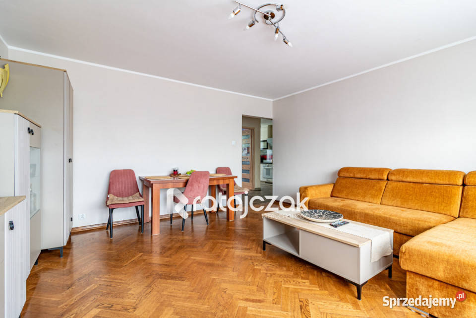 Sprzedaż mieszkania 532m2 3 pokoje Gdynia Adm J