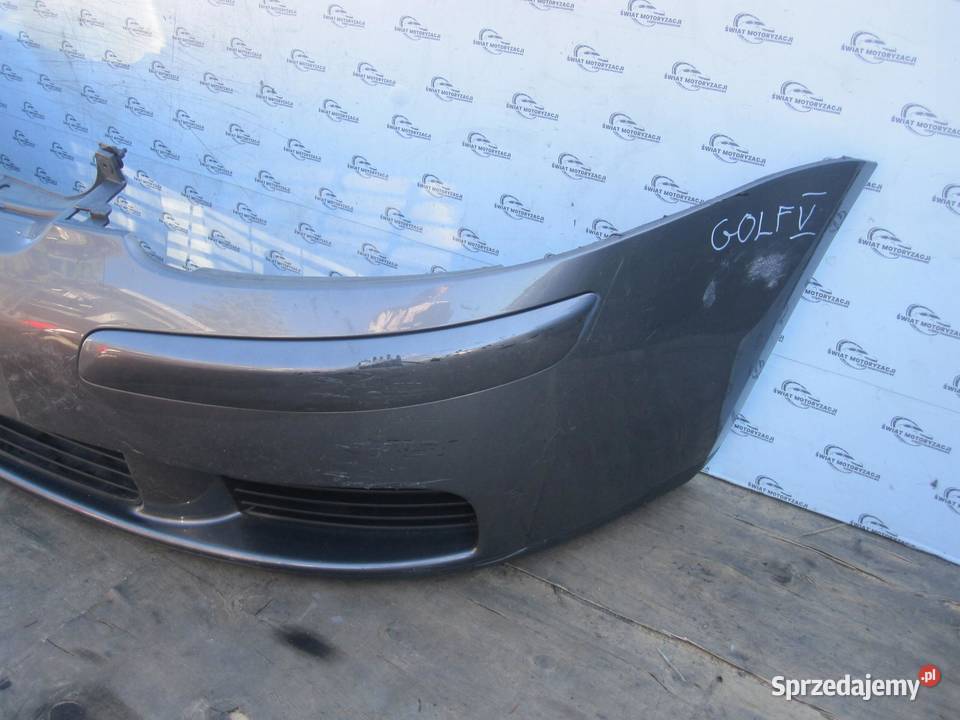VW GOLF V 07r zderzak przód