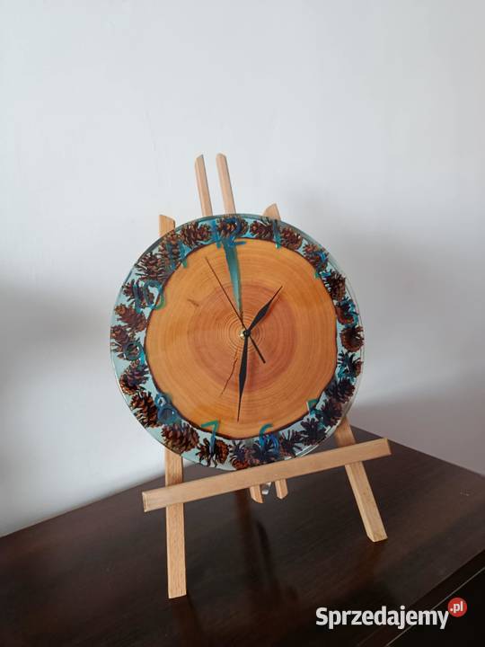 Zegary z drewna i żywicy epoksydowej sprzedam
