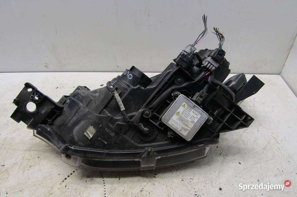 LAMPA PRZEDNIA PRAWY PRZÓD XENON MITSUBISHI lubelskie